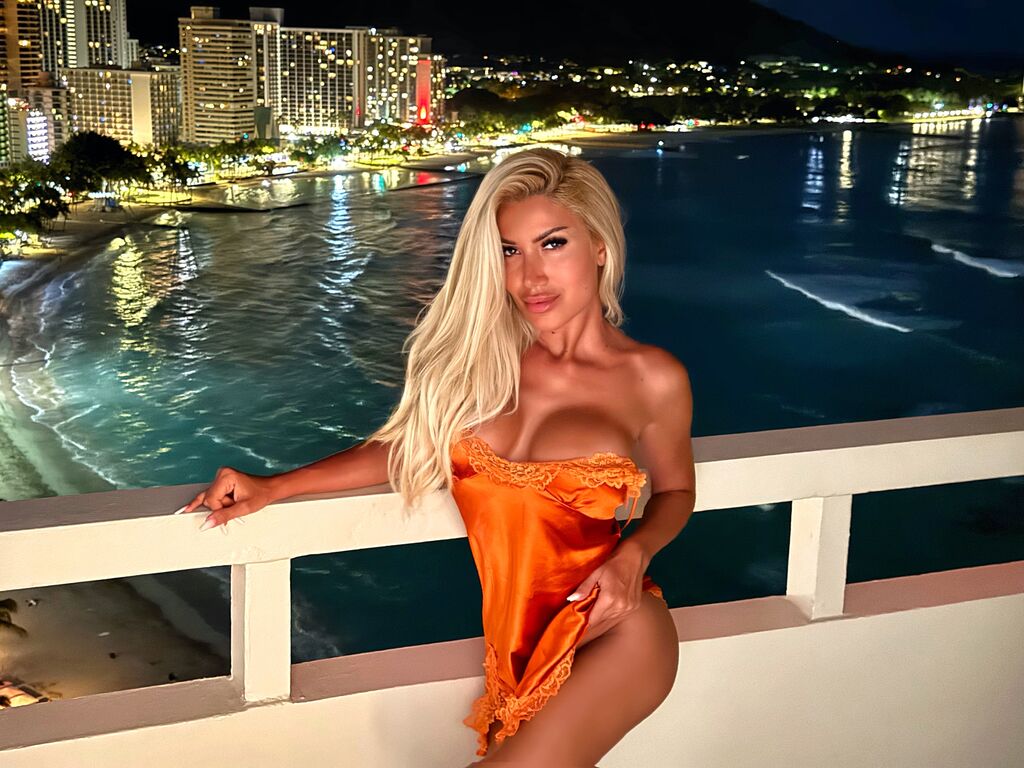 Chat Now CharlotteMavis on Livejasmin